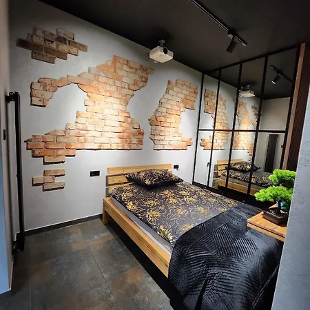 Luxury Vistula Old Town Apartments: Spa, Sauna & Pool Retreat Krakow Exterior photo