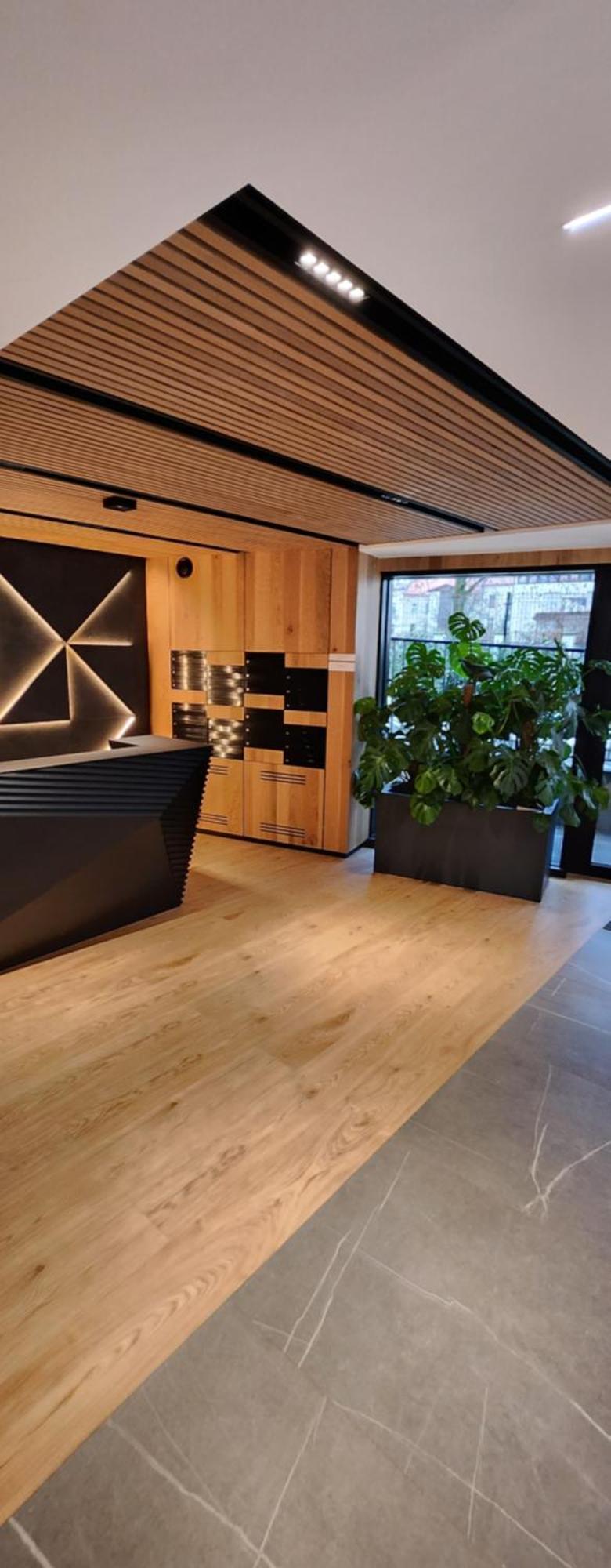 Luxury Vistula Old Town Apartments: Spa, Sauna & Pool Retreat * Krakow